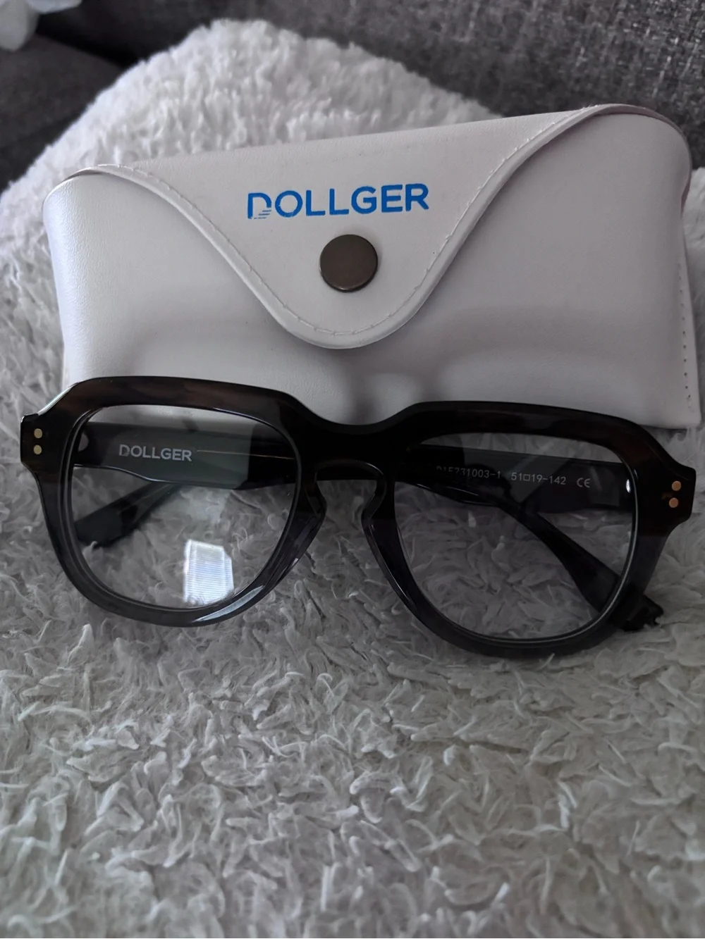 Dollger Round Black Tortoiseshell Optical Glasses with Case